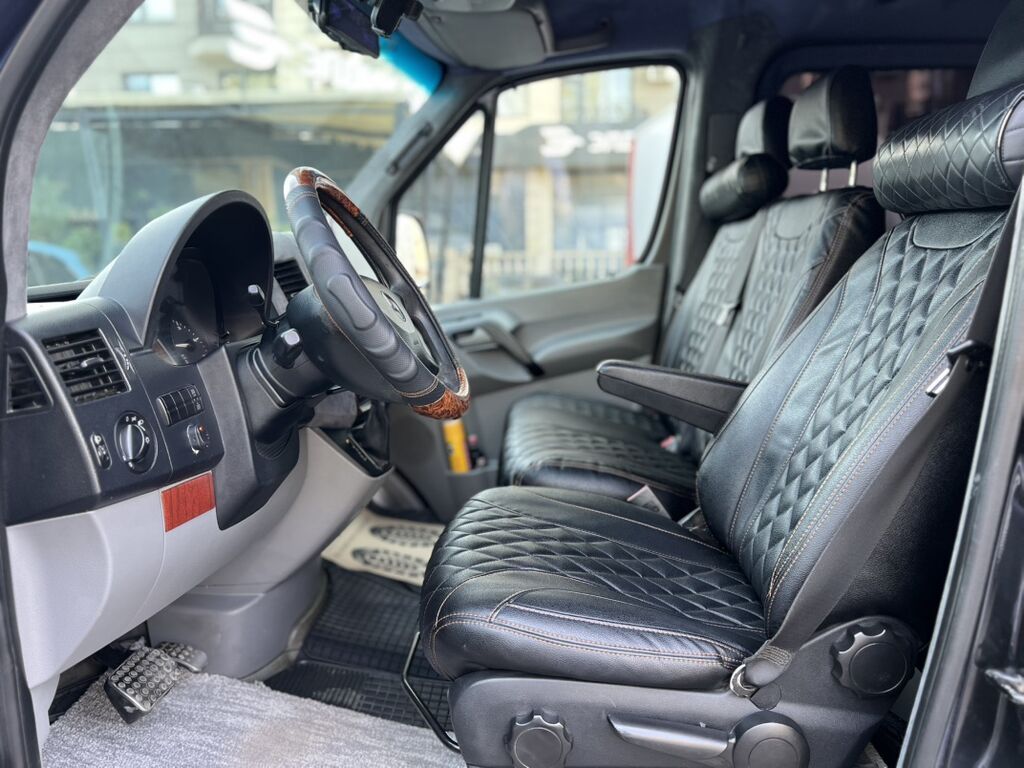 Mercedes-Benz Спринтер: 2009 г., 2.2 л, Автомат, Дизель, Фургон: фото 8