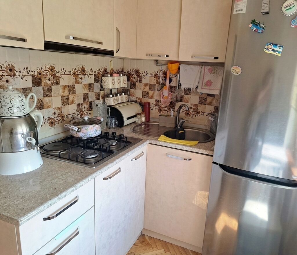 Gəncə, 3 otaqlı, Köhnə tikili, 68 kv. m