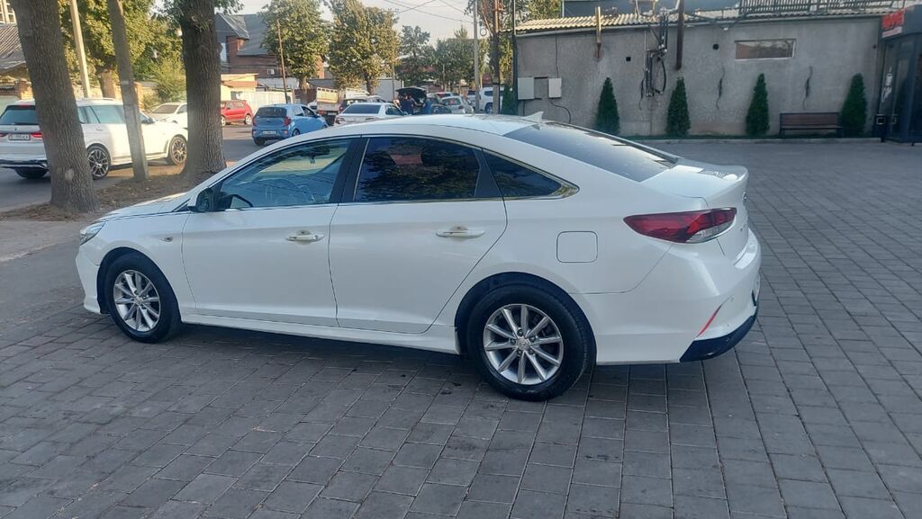 Hyundai Sonata: 2018 г., 2 л, Автомат, Газ, Седан: фото 6
