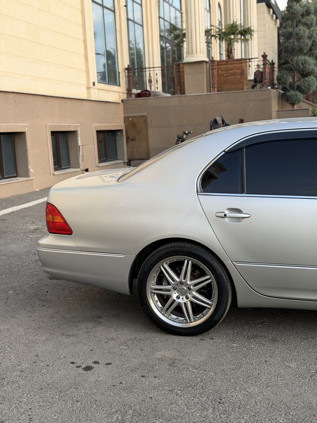 Lexus LS: 2002 г., 4.3 л, Автомат, Газ, Седан: фото 4