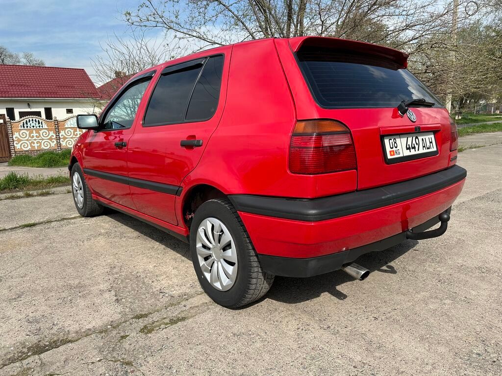 Volkswagen Golf: 1992 г., 1.8 л, Механика, Бензин, Хэтчбэк: фото 2