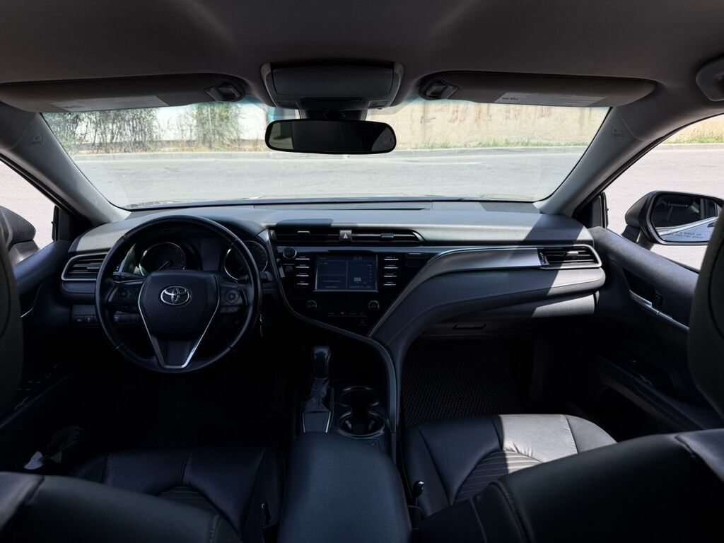 Toyota Camry: 2019 г., 2.5 л, Автомат, Бензин, Седан: фото 7