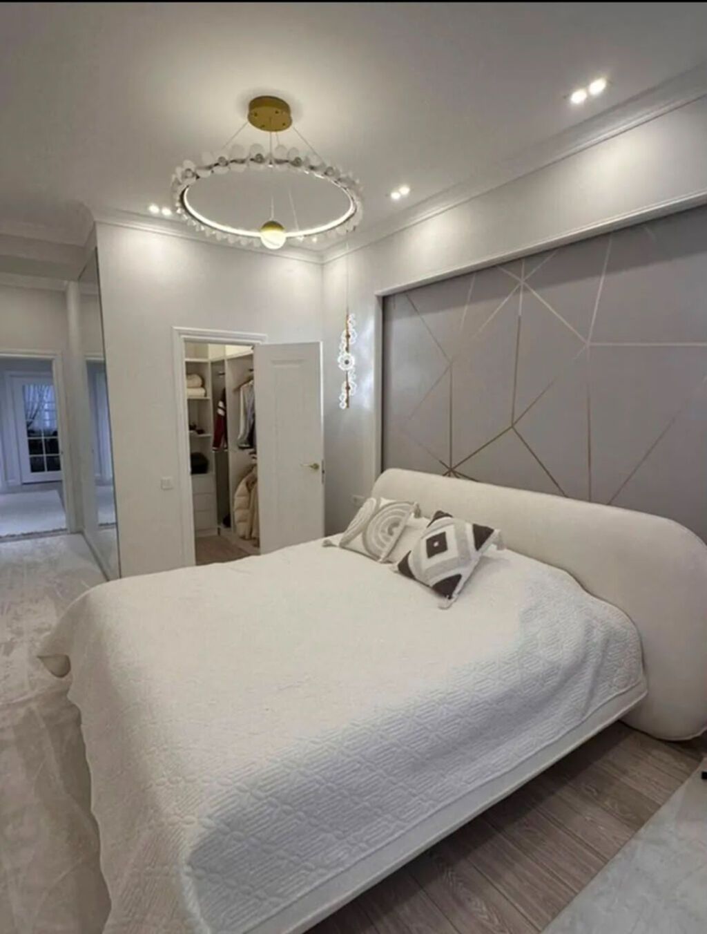 3 комнаты, 104 м², Асанбай мкр 3 этаж, Дизайнерский ремонт: фото 2