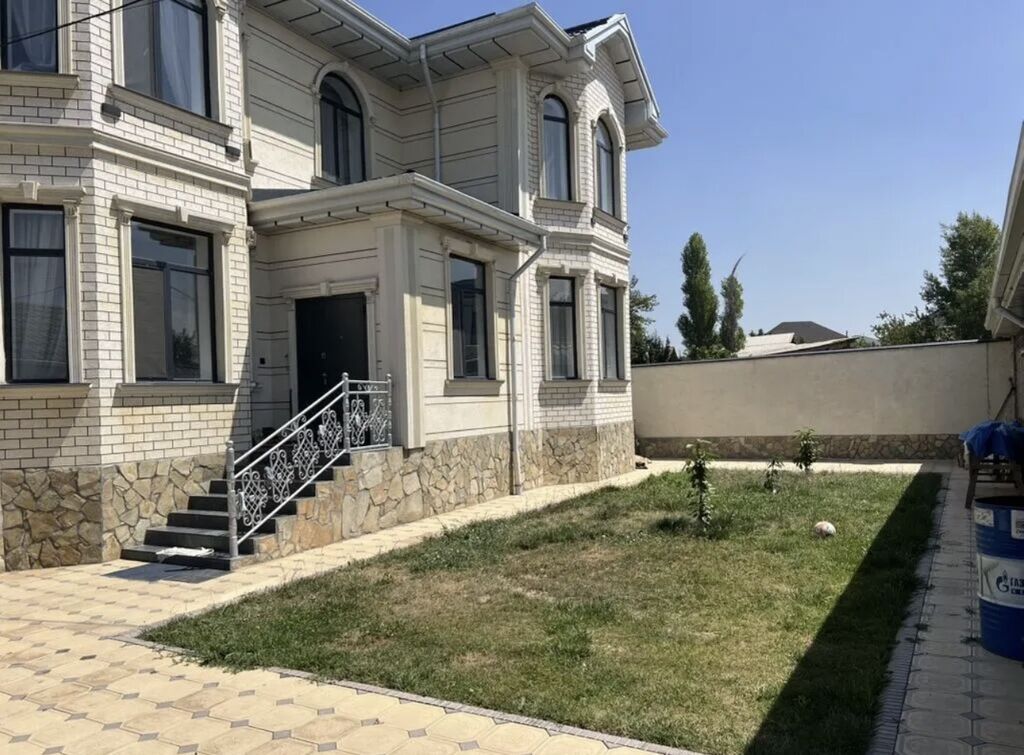 6 комнат и более, 270 м², 5 соток, Бишкек, Арча-Бешик ж/м Риэлтор: фото 3