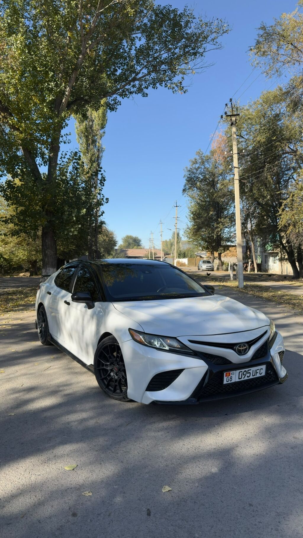 Toyota Camry: 2019 г., 3.5 л, Автомат, Бензин, Седан: фото 2