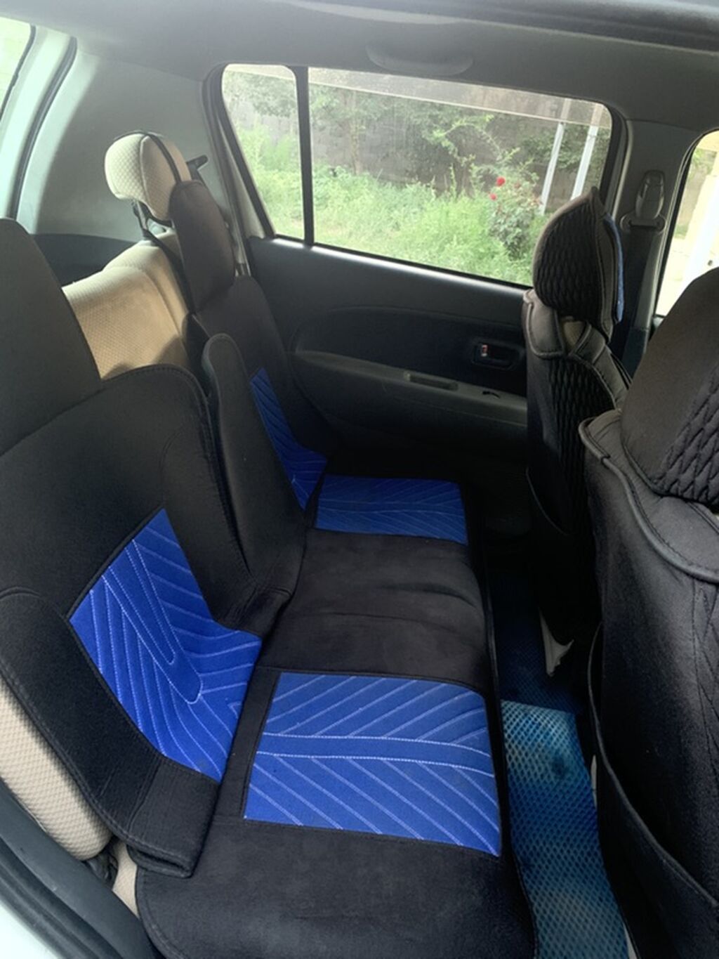 Toyota Passo: 2006 г., 1.3 л, Автомат, Бензин, Хэтчбэк: фото 6