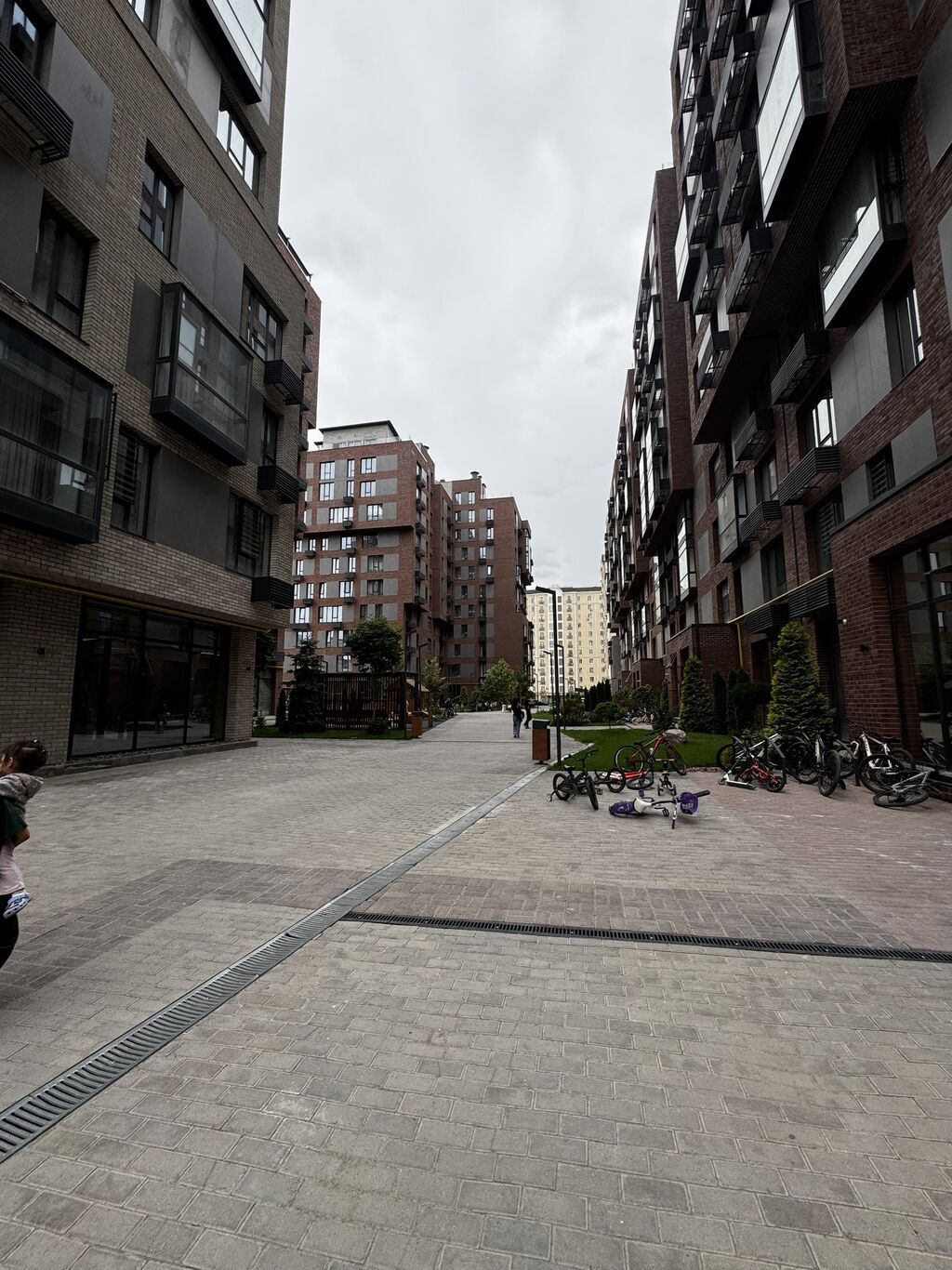 3 комнаты, 117 м², Южная Магистраль Элитка, 2 этаж, Дизайнерский ремонт: фото 2