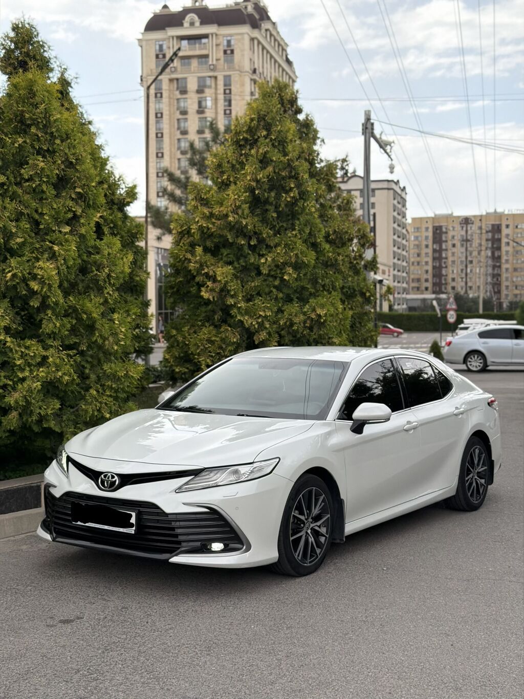 Toyota Camry: 2021 г., 2.5 л, Автомат, Бензин, Седан: фото 4