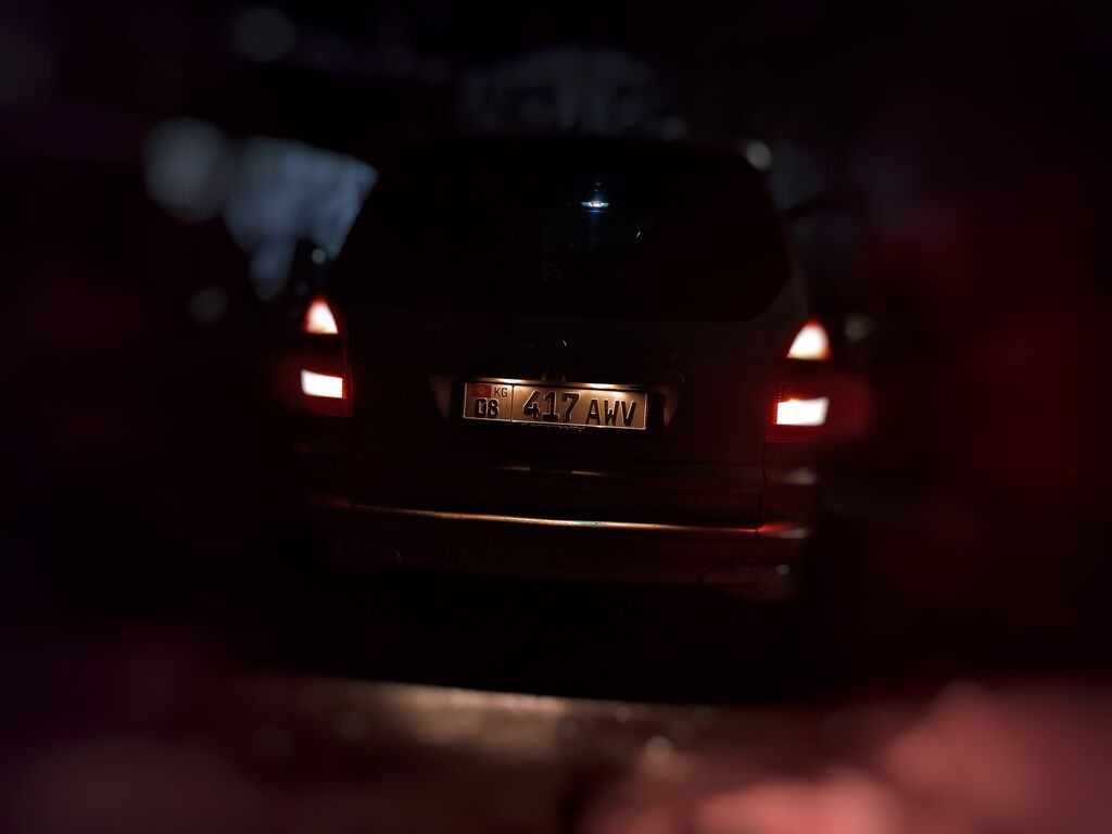 Subaru Traviq: 2003 г., 2.2 л, Автомат, Бензин, Минивэн: фото 2