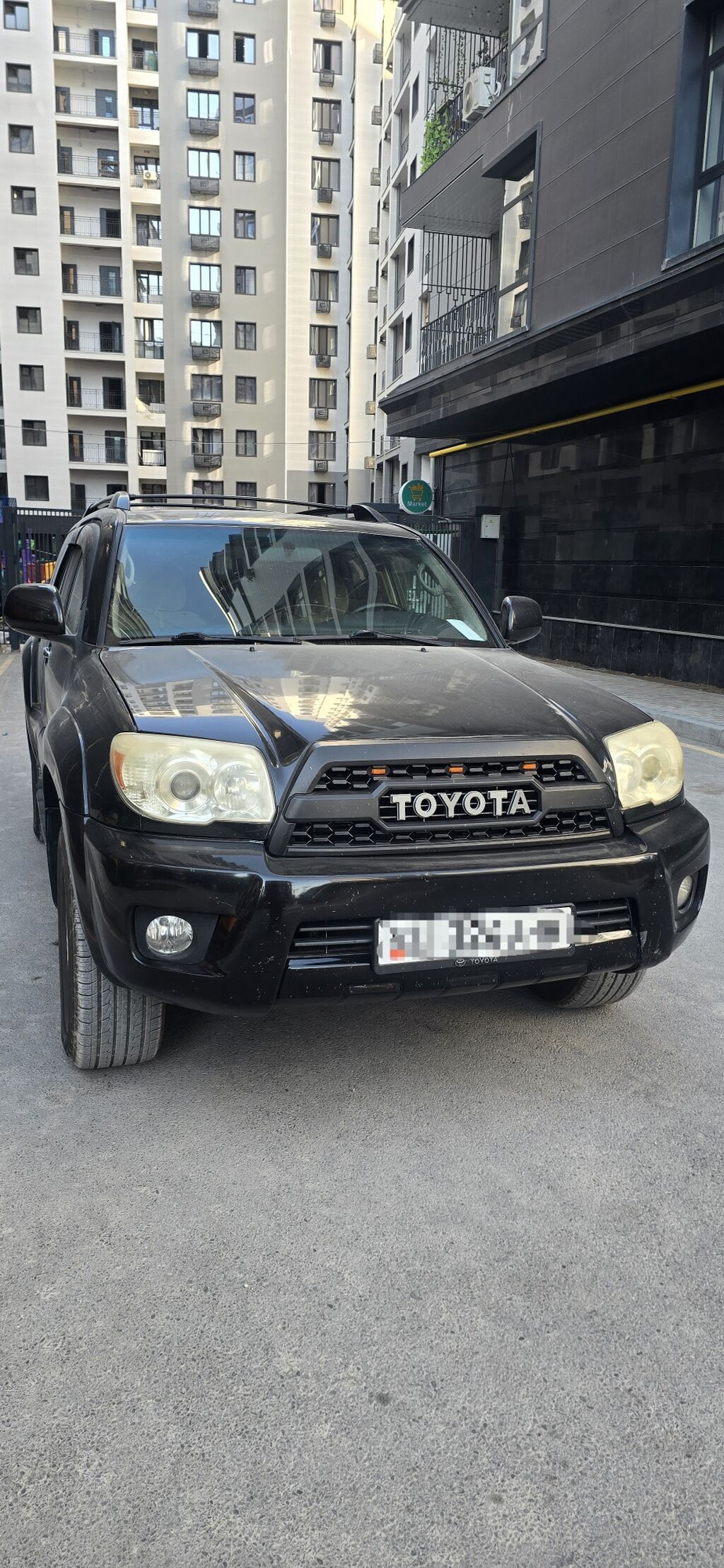 Toyota 4Runner: 2008 г., 4 л, Автомат, Бензин, Внедорожник: фото 1