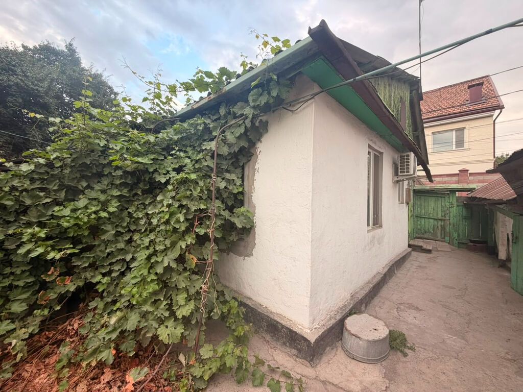 ПРОДАЁТСЯ полдома В ЦЕНТРЕ БИШКЕКА на участке 3.5 сотки 113 000$: фото 8