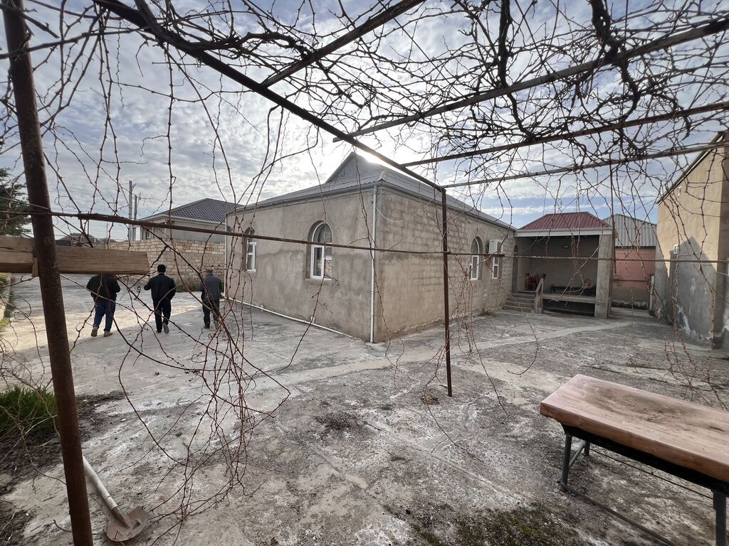 4 otaqlı, 150 kv. m