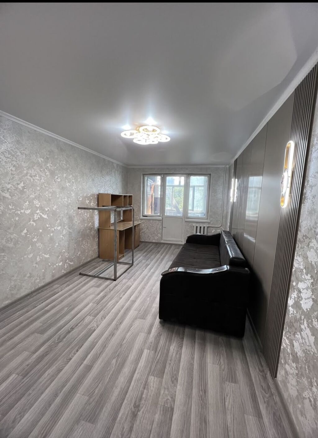 1 комната, 33 м², 8 мкр 104 серия, 4 этаж, Свежий ремонт: фото 2