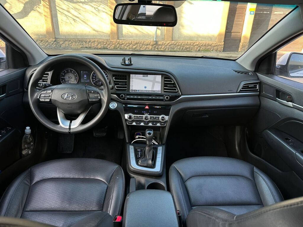 Hyundai Avante: 2019 г., 1.6 л, Автомат: фото 7