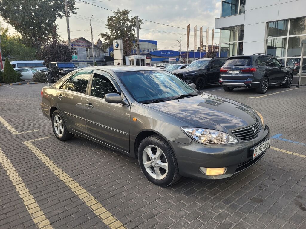 Toyota Camry: 2004 г., 2.4 л, Автомат, Бензин, Седан: фото 1