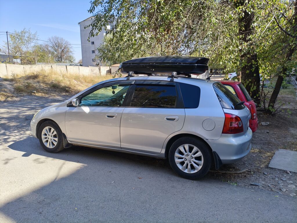 Honda Civic: 2003 г., 1.5 л, Вариатор, Бензин, Хэтчбэк: фото 2