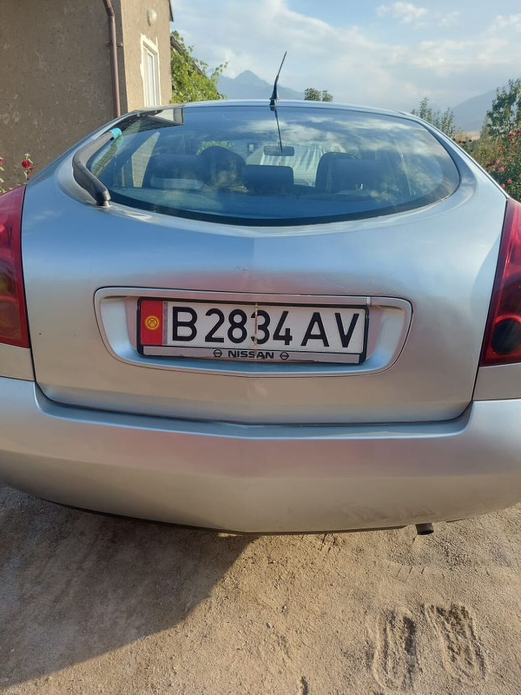 Nissan Primera: 2003 г., 1.8 л, Механика, Бензин, Хэтчбэк: фото 1