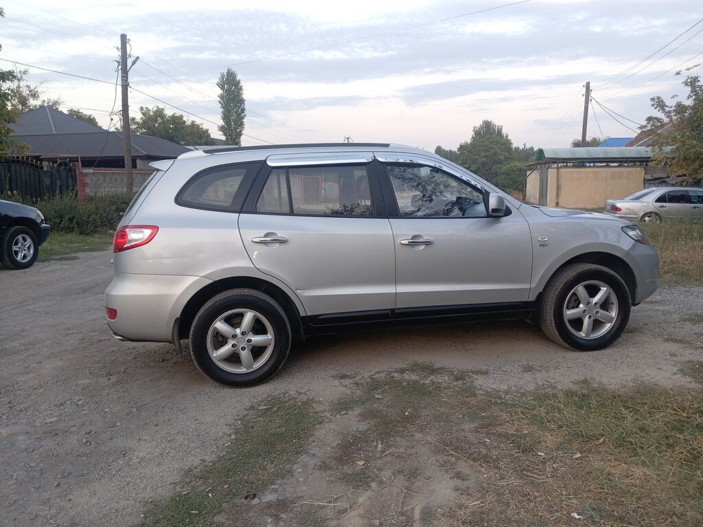 Hyundai Santa Fe: 2008 г., 2 л, Автомат, Дизель, Внедорожник: фото 4
