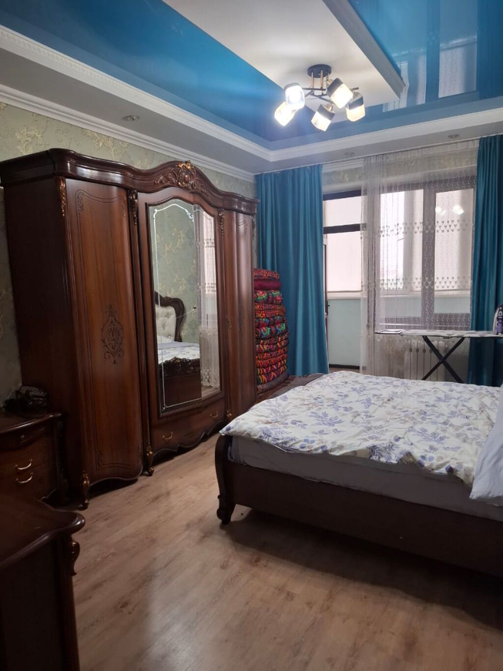 3 комнаты, 100 м², ул. Ахунбаева / Бакаева Элитка, 6 этаж, Старый ремонт: фото 3