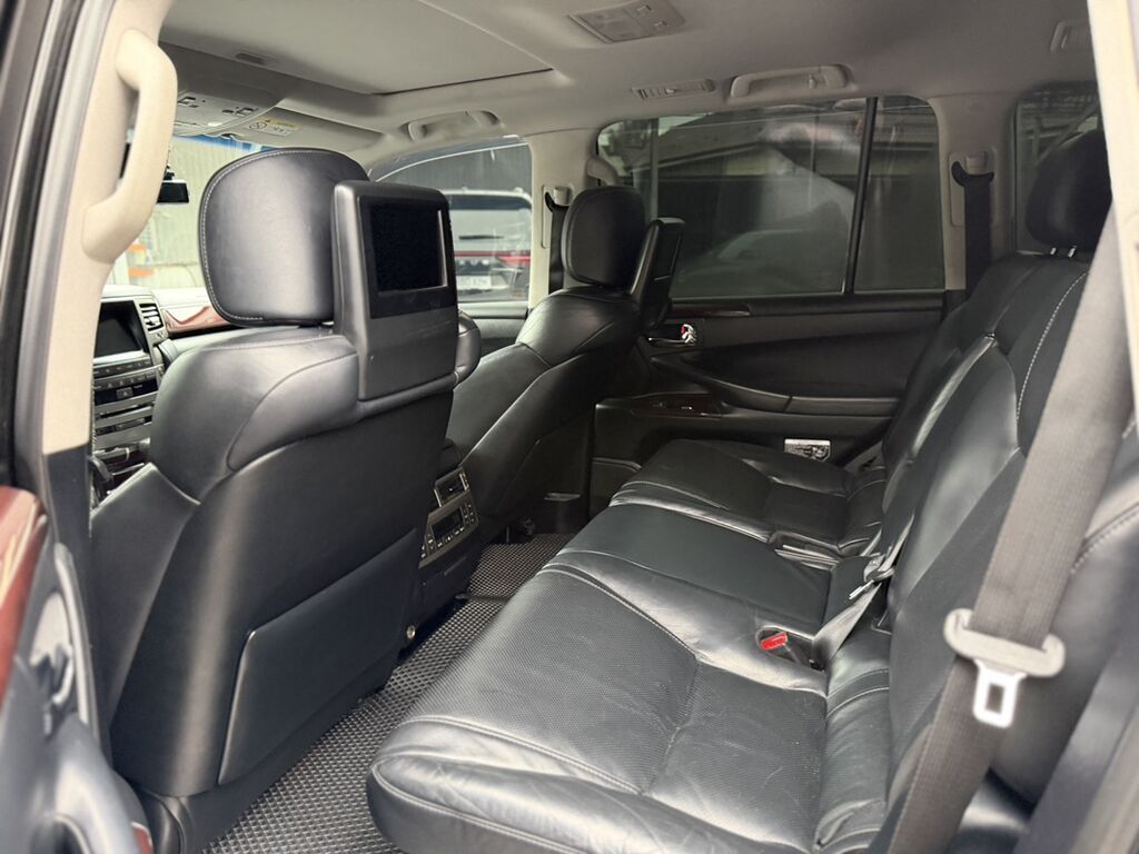 Lexus LX: 2013 г., 5.7 л, Автомат, Газ, Внедорожник: фото 7