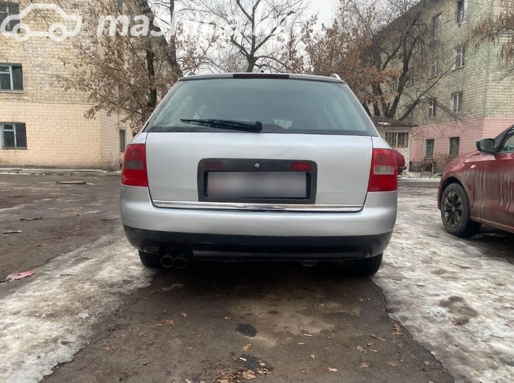 Audi A6: 2002 г., 2.4 л, Механика, Бензин, Универсал: фото 5