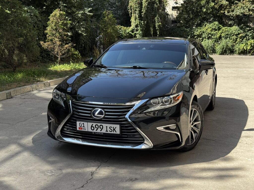 Lexus ES