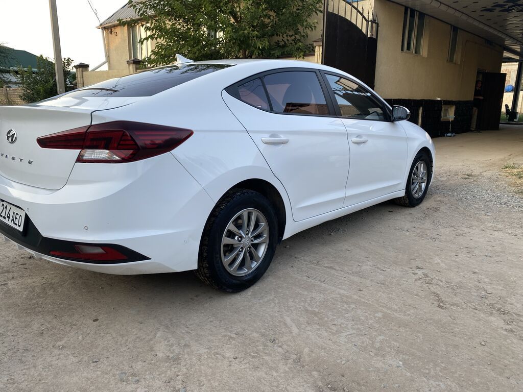 Hyundai Avante: 2019 г., 1.6 л, Автомат, Газ, Седан: фото 7