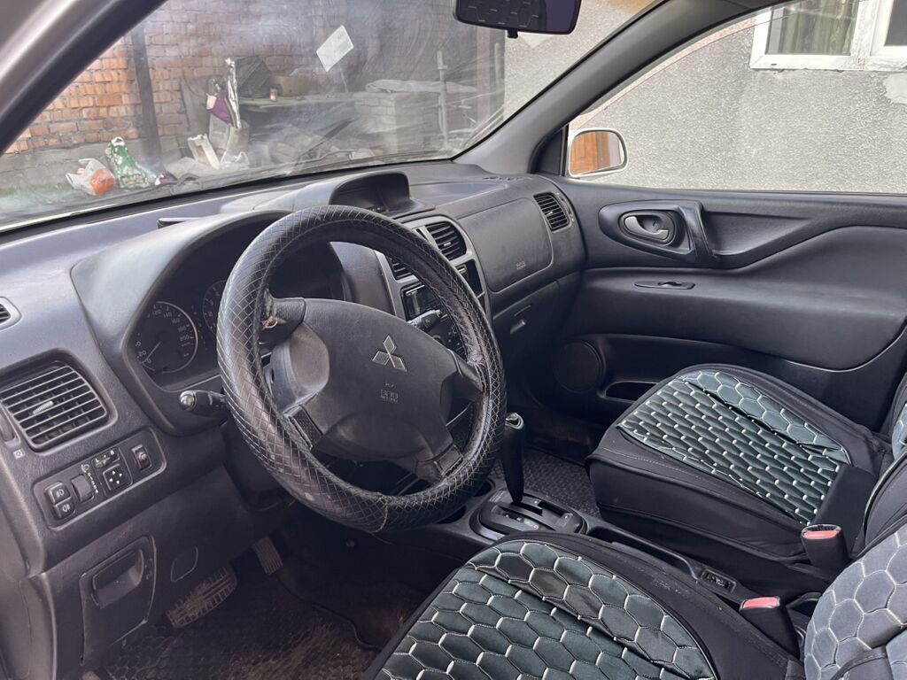 Mitsubishi Space Star: 2003 г., 2 л, Автомат, Бензин, Универсал: фото 6