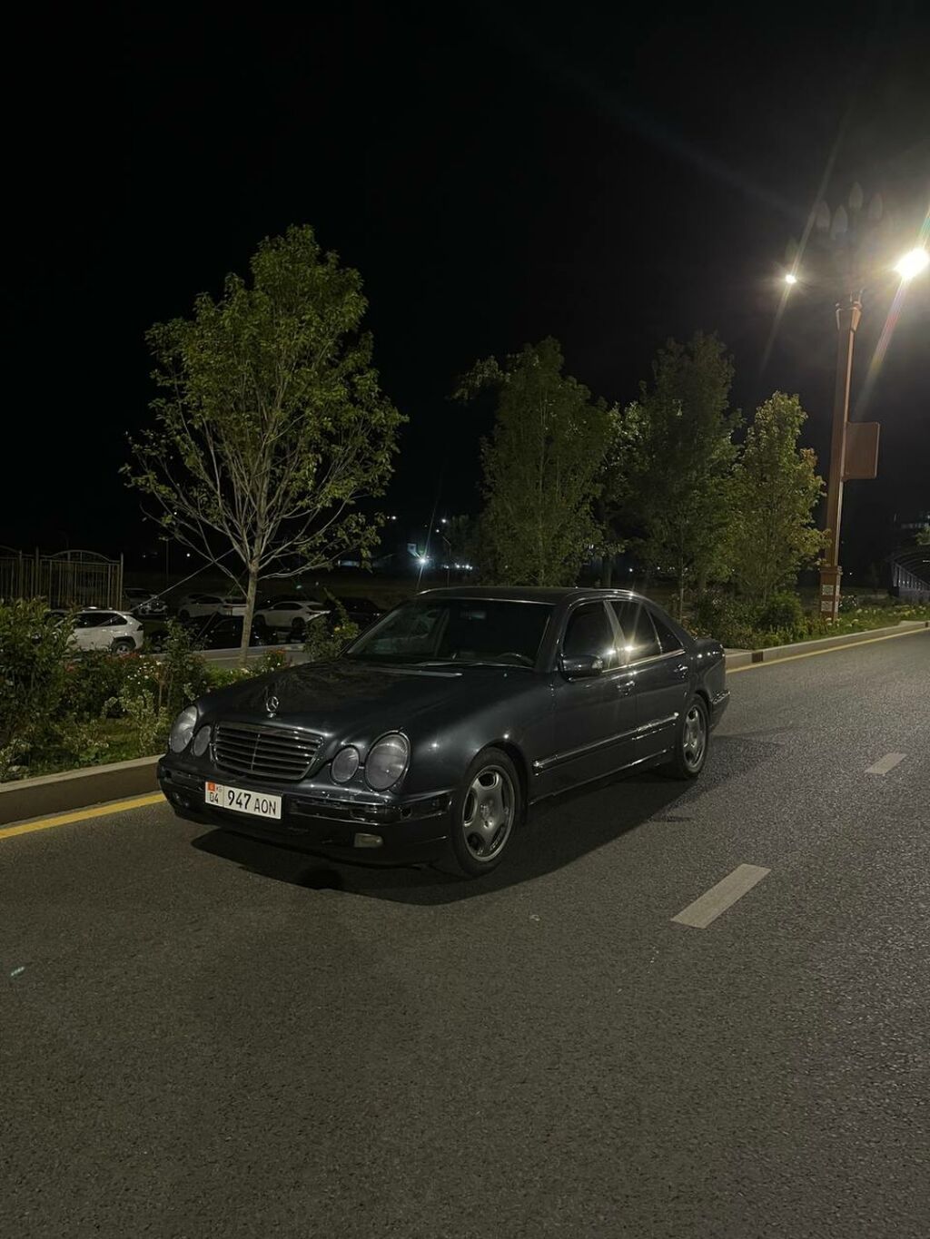 Mercedes-Benz E-Class: 2002 г., 4.3 л, Автомат, Бензин, Седан: фото 3