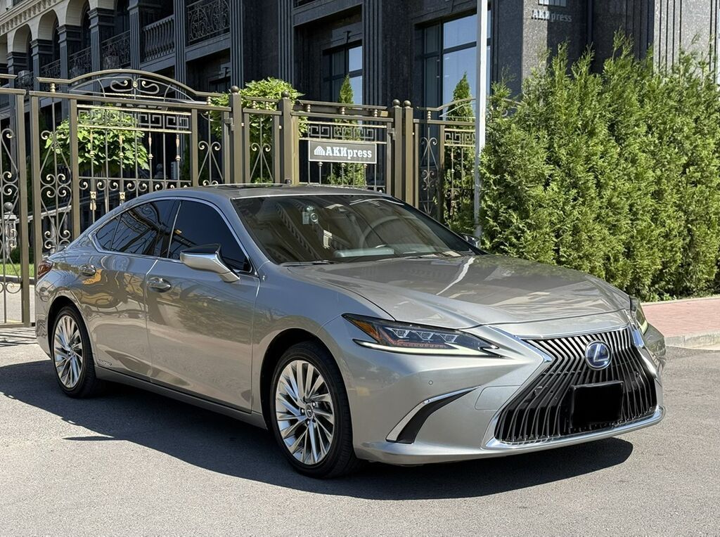 Lexus ES: 2020 г., 2.5 л, Вариатор, Гибрид, Седан: фото 2