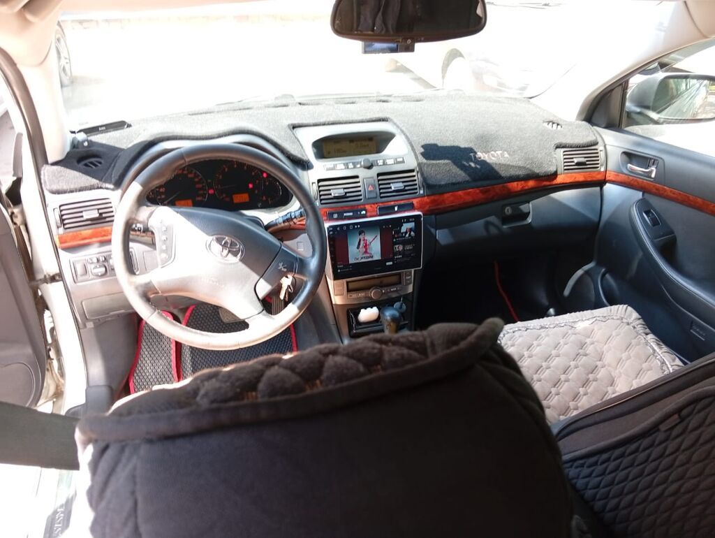 Toyota Avensis: 2004 г., 1.8 л, Автомат, Бензин, Универсал: фото 6