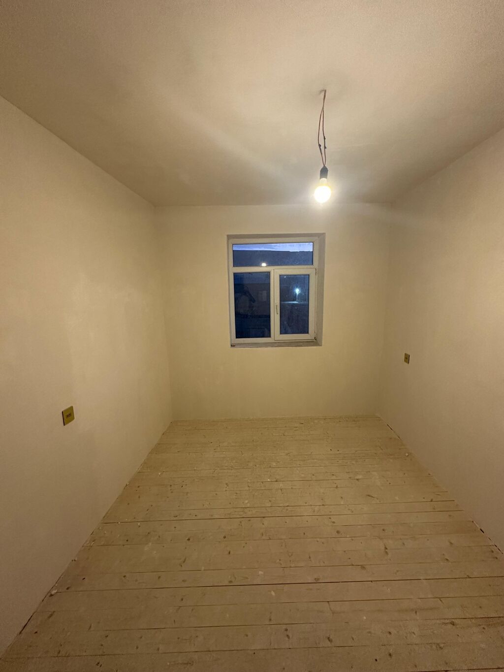 6 otaqlı, Yeni tikili, 150 kv. m