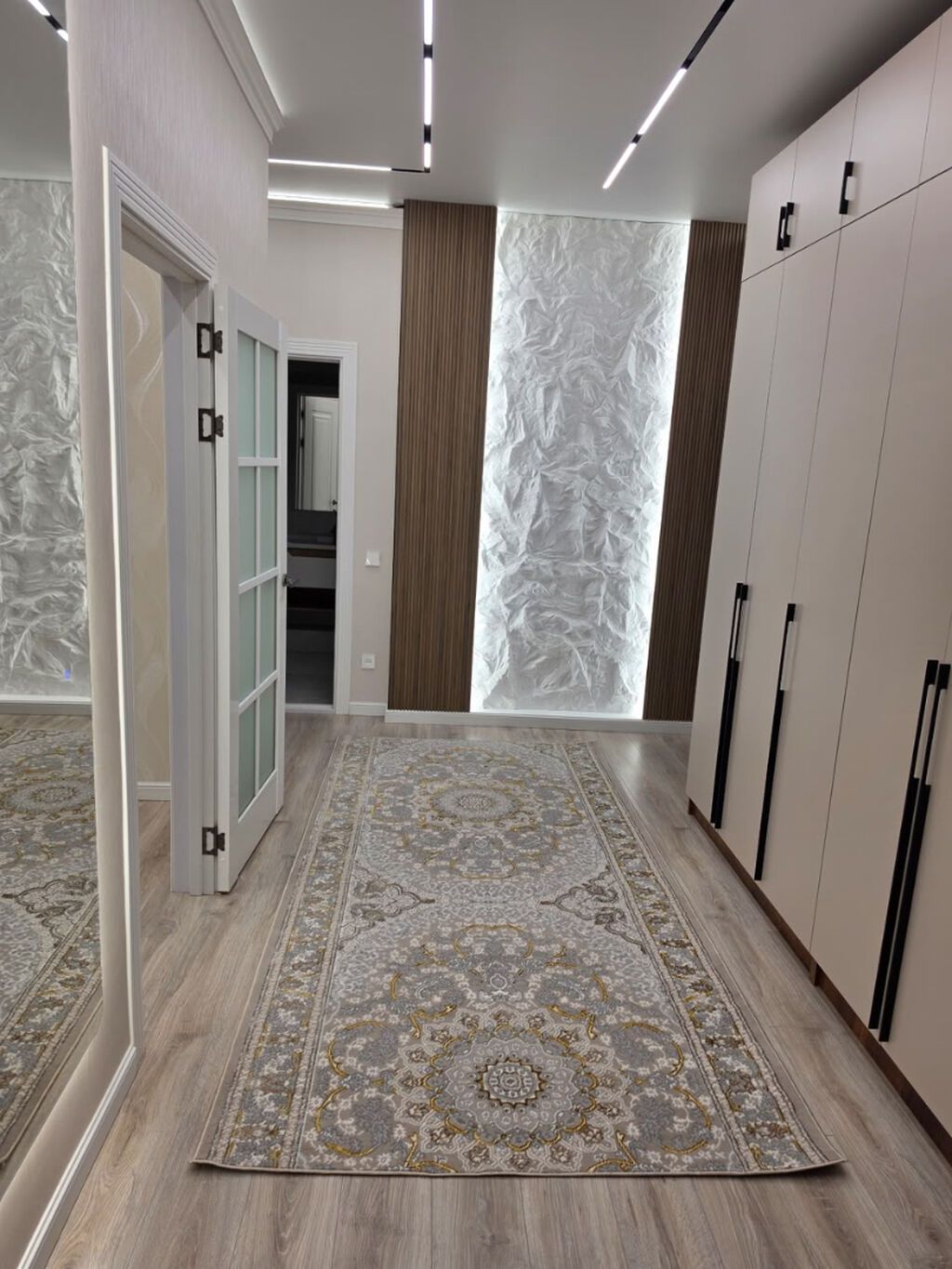 2 комнаты, 79 м², Технопарк Элитка, 13 этаж, Дизайнерский ремонт: фото 2
