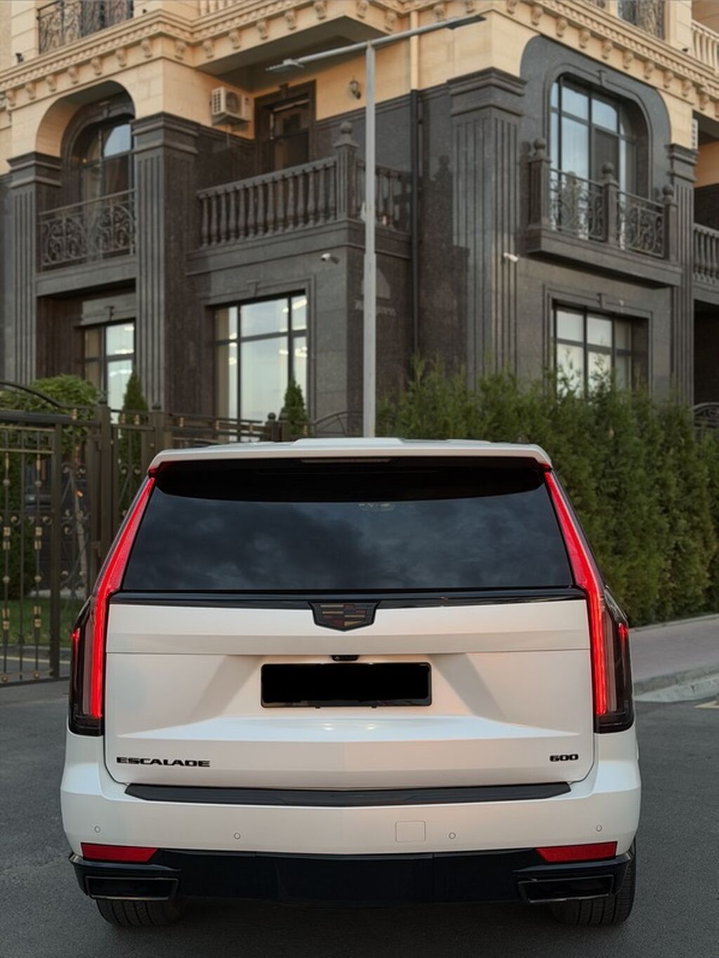 Cadillac Escalade: 2021 г., 6.2 л, Автомат, Бензин, Внедорожник: фото 4