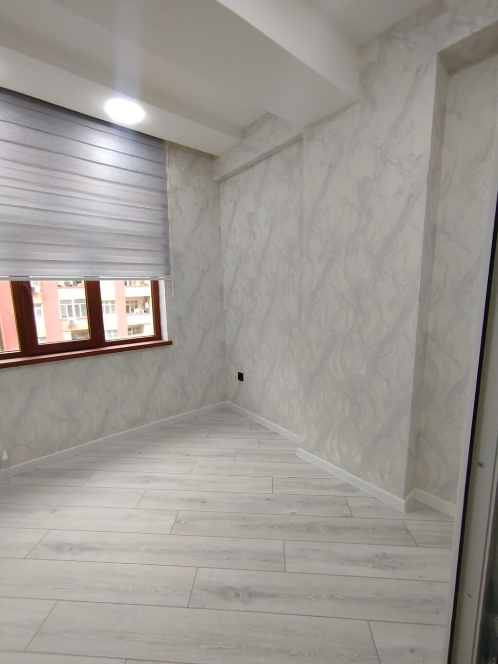 4 otaqlı, Yeni tikili, 97 kv. m