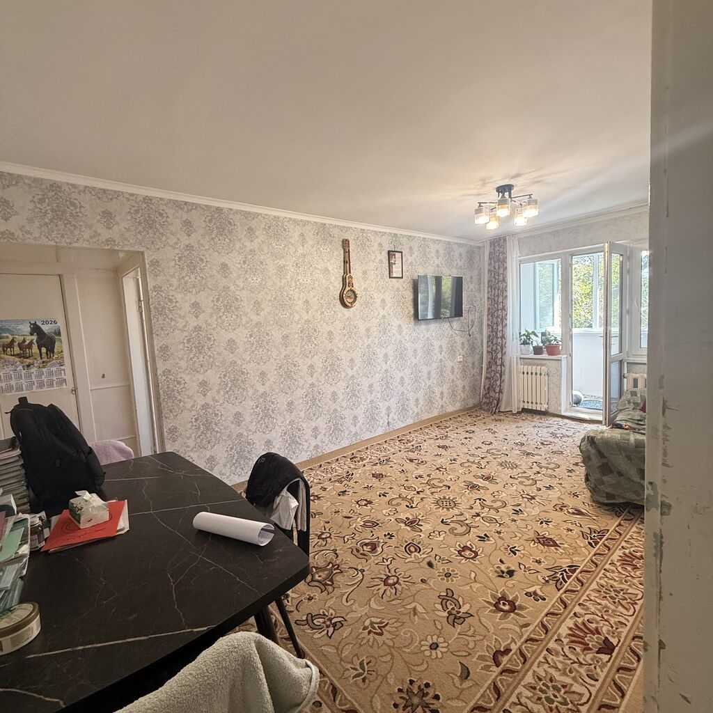 2 комнаты, 48 м², 3 мкр 104 серия, 4 этаж, Старый ремонт: фото 7