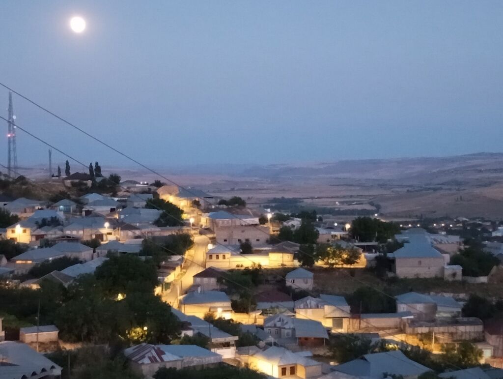 3 otaqlı, 100 kv. m, Kredit yoxdur, Yeni təmirli