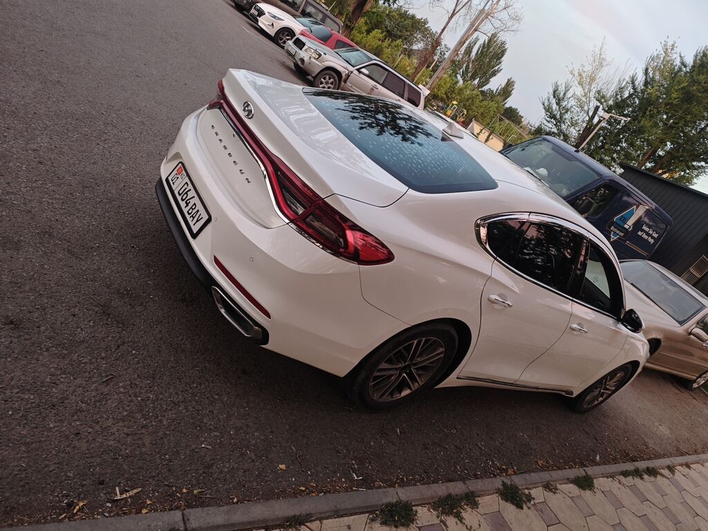 Hyundai Grandeur: 2018 г., 3 л, Автомат, Газ, Седан: фото 2