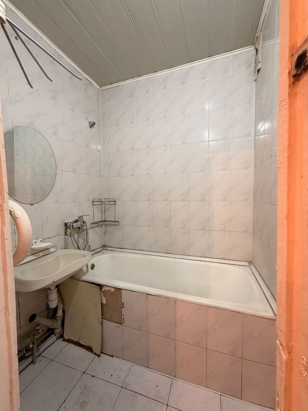 2 комнаты, 54 м², 9 мкр 106 серия, 9 этаж, Старый ремонт: фото 7