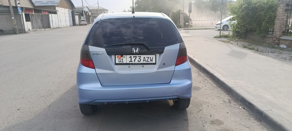 Honda Fit: 2008 г., 1.5 л, Вариатор, Бензин, Хэтчбэк: фото 5