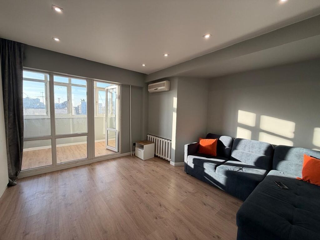 2 комнаты, 55 м², Цум Индивидуалка, 4 этаж, Евроремонт: фото 1