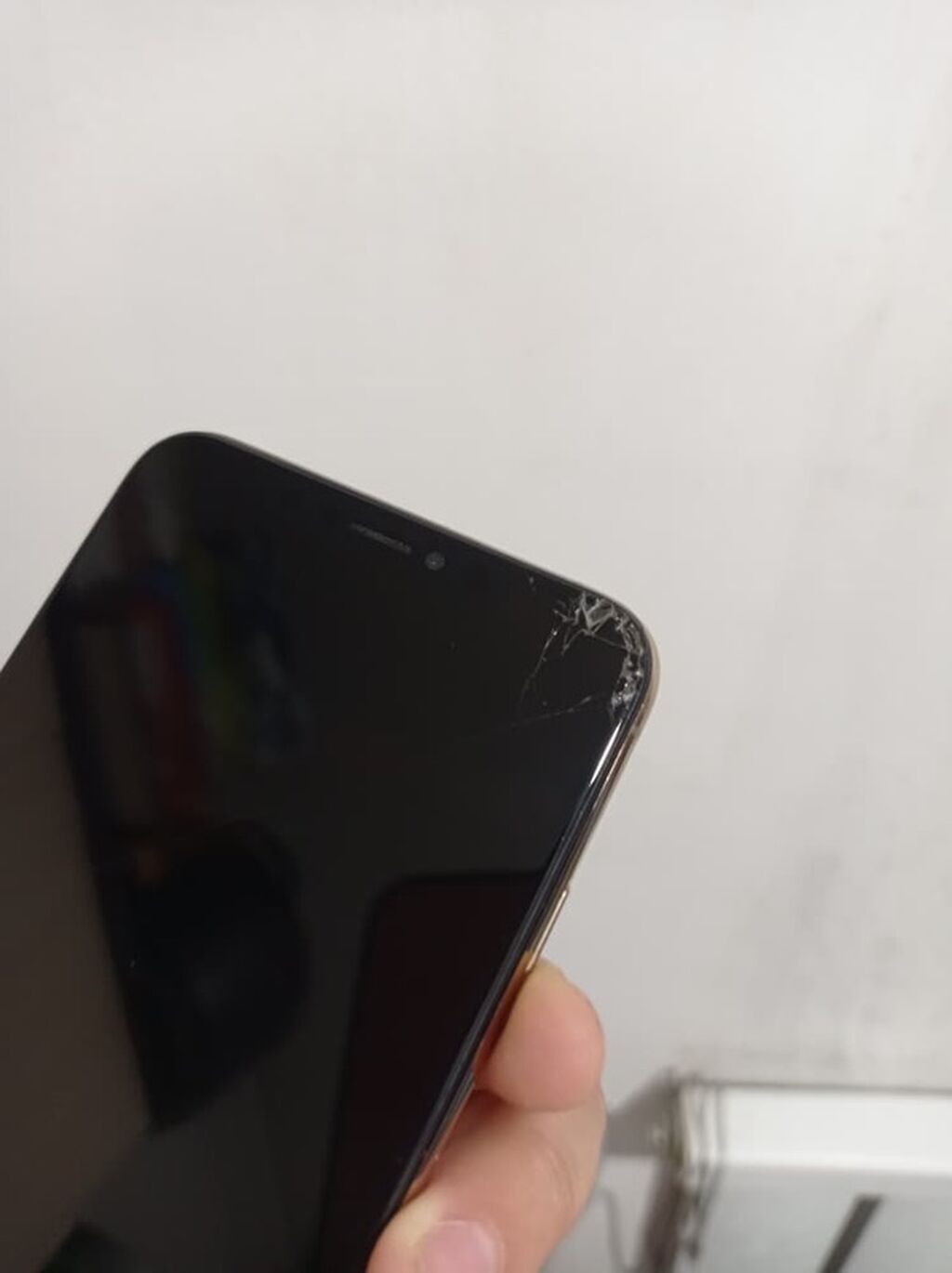 IPhone XS Max, золотой, 256 ГБ. Акб 70% Face id True Tone Обмен: фото 3