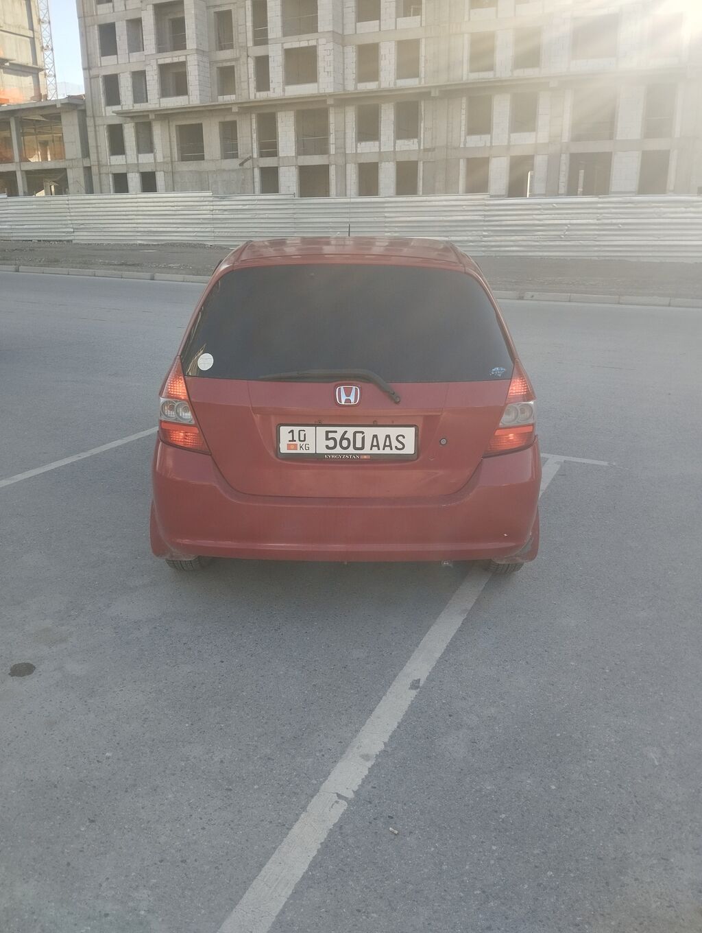 Honda Fit: 2001 г., 1.3 л, Автомат, Бензин, Хэтчбэк: фото 5