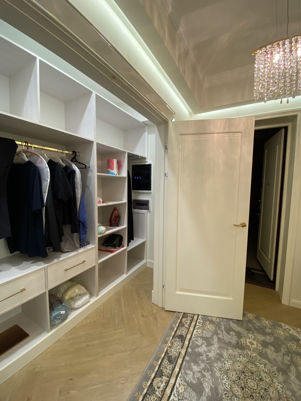 Сдается шикарная, новая 2 к кв. 90 м2, в золотом квадрате- Т: фото 7