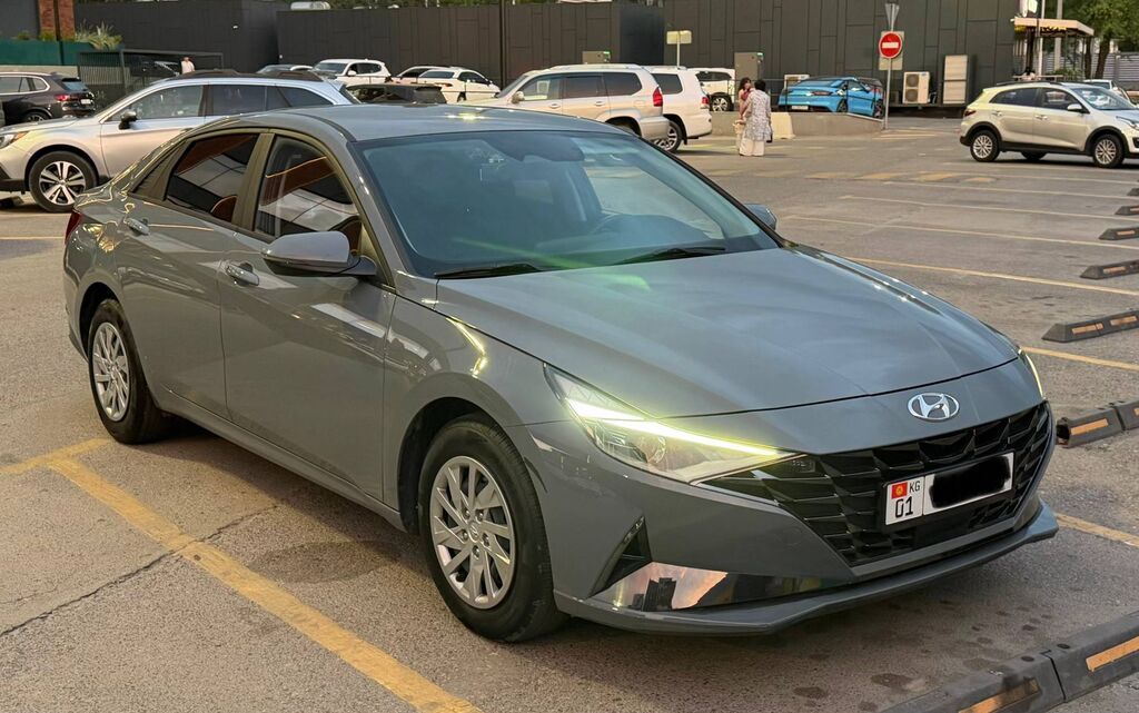 Hyundai Avante: 2022 г., 1.6 л, Вариатор, Газ, Седан: фото 3