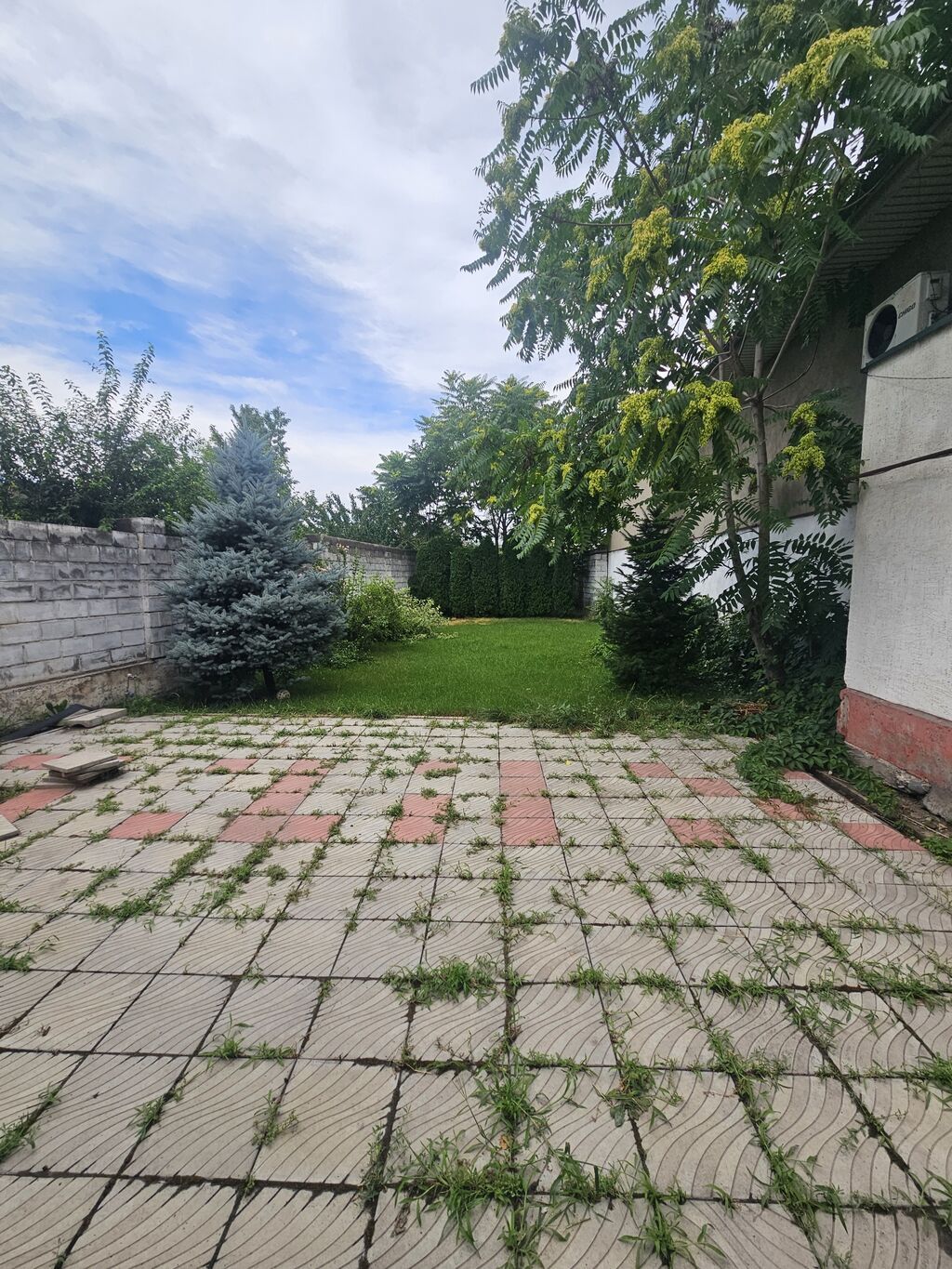 .Продается дом в Центре города. район Восток -5 Торокула Айтматова//: фото 3