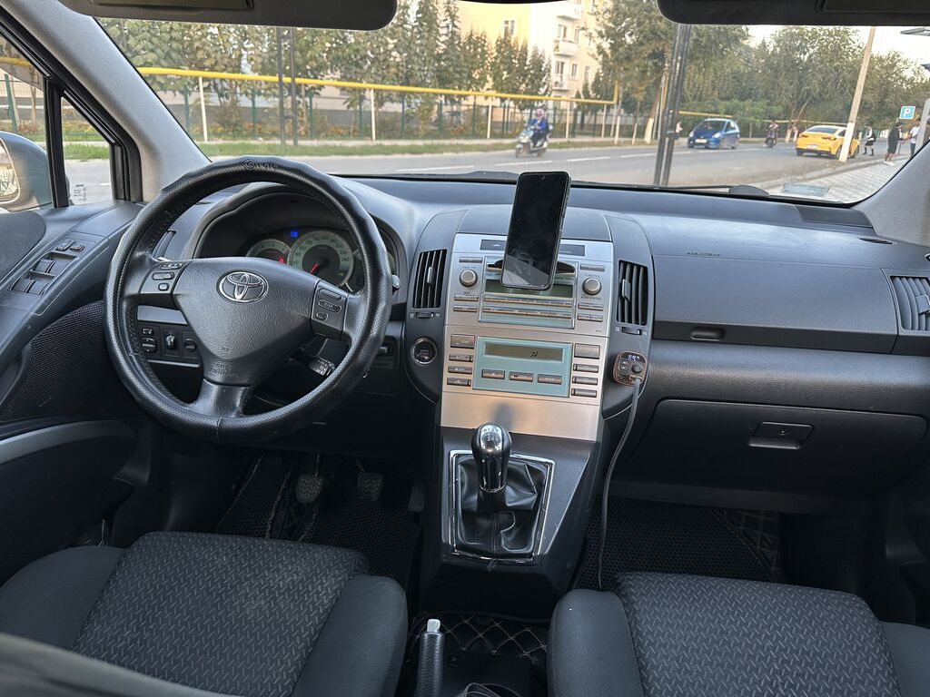 Toyota Corolla Verso: 2007 г., 2.2 л, Механика, Дизель: фото 7