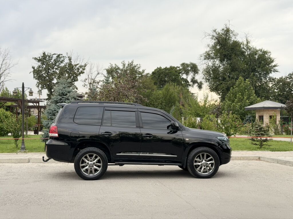 Toyota Land Cruiser: 2008 г., 4.5 л, Автомат, Дизель, Внедорожник: фото 4