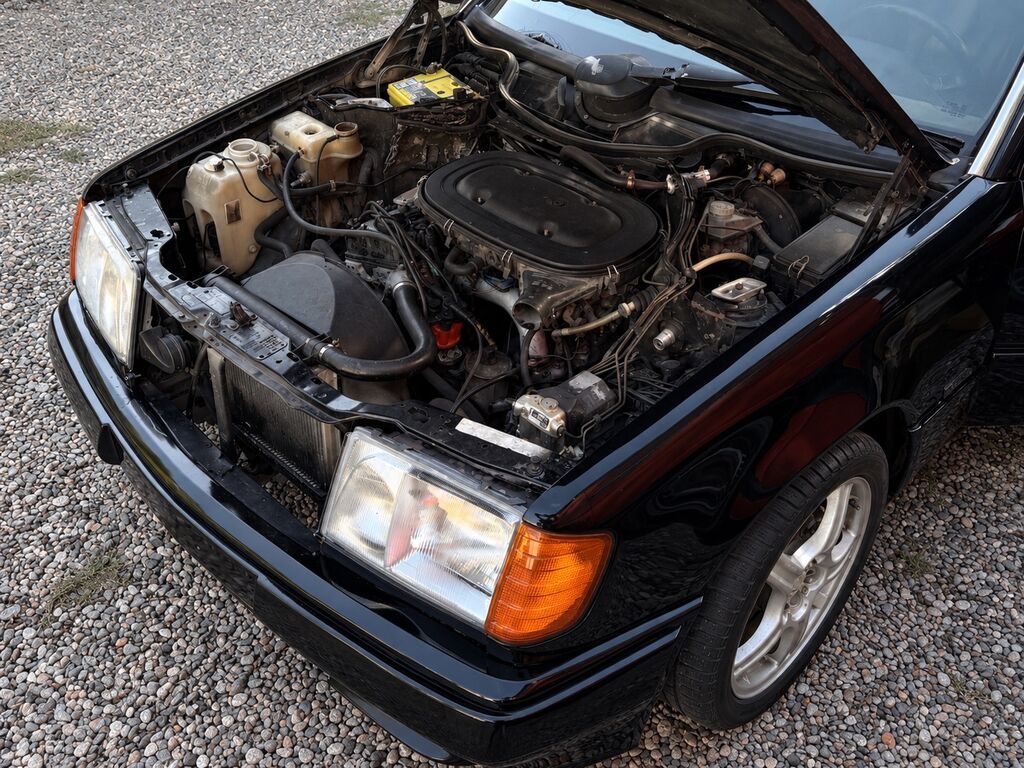 Mercedes-Benz E-Class: 1993 г., 2.3 л, Механика: фото 6