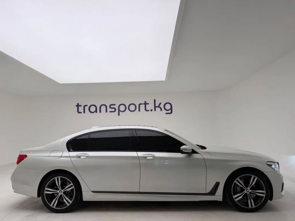 BMW 7 series: 2018 г., Автомат, Бензин, Седан: фото 2